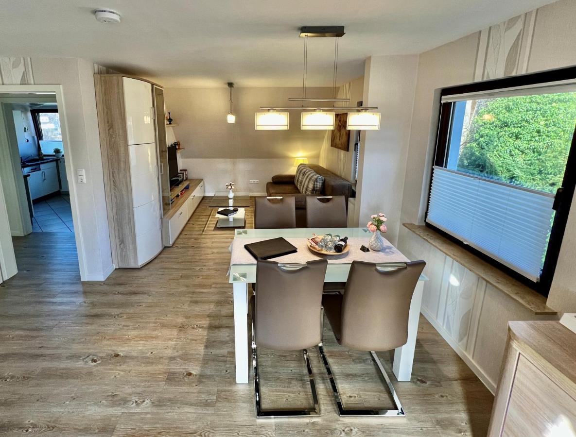 Peedy'S Luxurioese 60M² Wohnung Mit Balkonterrasse Stade Extérieur photo