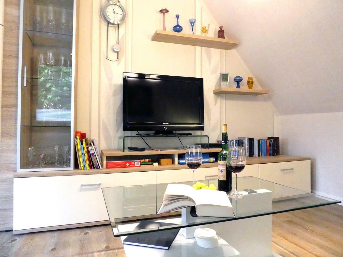 Peedy'S Luxurioese 60M² Wohnung Mit Balkonterrasse Stade Extérieur photo