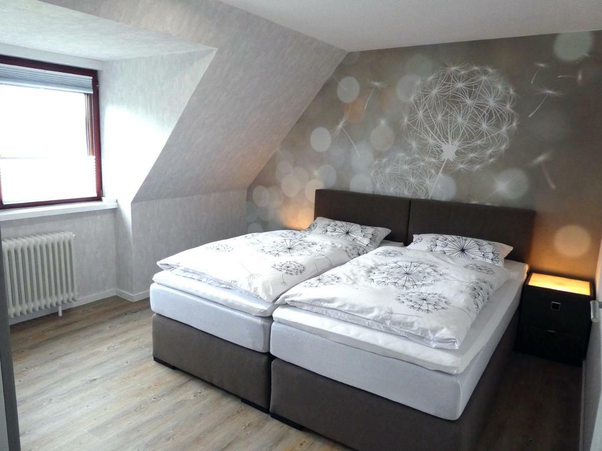 Peedy'S Luxurioese 60M² Wohnung Mit Balkonterrasse Stade Extérieur photo